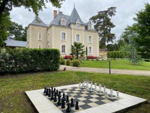 Κήπος έξω από το Château des Cèdres