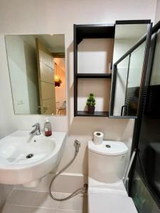 Et badeværelse på Taft East Gate Condominium - Cebu City