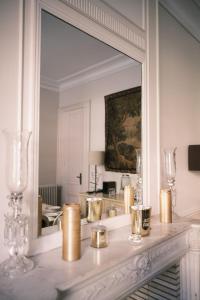 Gallery image of La villa du Consulat - Hôtel Particulier - Ascenseur - piscine - Bordeaux in Bordeaux