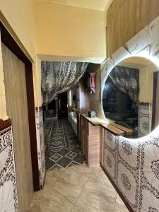 Φωτογραφία από το άλμπουμ του 7 minutes away from beach Moroccan-Modern Escape σε Mʼdik