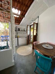 Køkken eller tekøkken på Estúdio Casa do Tamarineiro