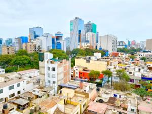Vedere generală la Lima sau o vedere a orașului de la acest apartament