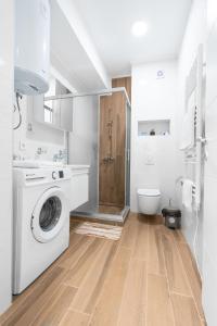 Ένα μπάνιο στο European Gate Apartment