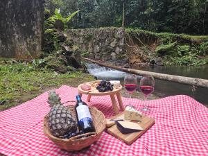 Ποτά στο Natureza Instagrmável Casa Penedo