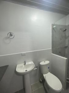 Koupelna v ubytování Hotel MONARCA