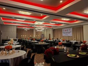 Restoran atau tempat lain untuk makan di Avioré Hotel Tacloban