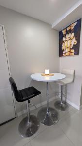 صورة لـ Kacey's Oceanview Condo في بورتمور