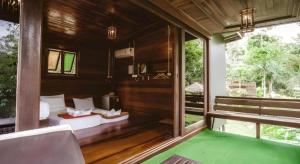 River View Resort At Chaewlan外面的花园