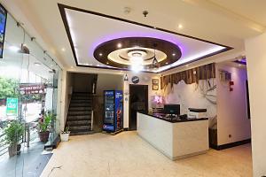 a lobby with a reception desk in a building at Hotel Ashok Palace Agra I 200m From Taj Mahal in Agra