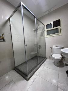Complex hotel view的一间浴室