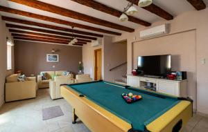 TV a/nebo společenská místnost v ubytování Villa Dia by Villas Guide