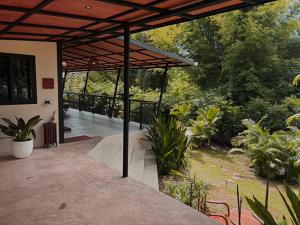 Κήπος έξω από το Villa Zen Garden Pai
