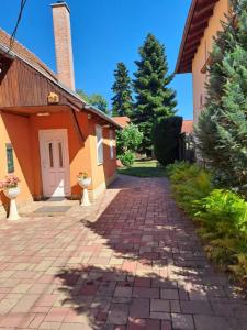 Το κτήριο όπου στεγάζεται  ο ξενώνας