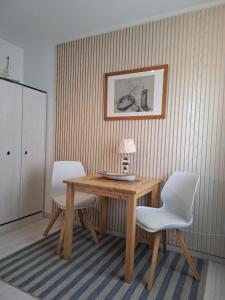 Φωτογραφία από το άλμπουμ του Exkl App Strandgut, Balkon, 300 m zum Strand σε Nienhagen