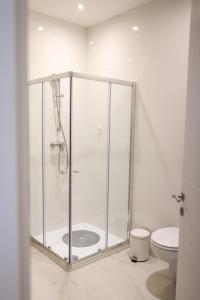 A bathroom at Gorgeous 2BR Gozo Apt with private balcony & Pool by 360 Estates