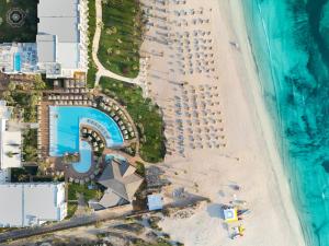 Bazén v ubytování Iberostar Selection Eolia Djerba nebo v jeho okolí