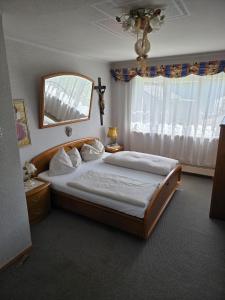 Postel nebo postele na pokoji v ubytování Hotel Restaurant Perschler