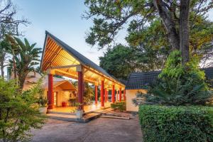 Zahrada ubytování Protea Hotel by Marriott Zambezi River Lodge