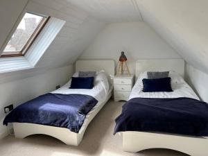 Postel nebo postele na pokoji v ubytování Costal Cottage -Boddam-Sleeps6- Pet Friendly