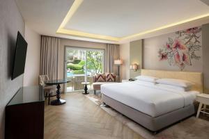 TV o dispositivi per l'intrattenimento presso Sheraton Bandung Hotel & Towers
