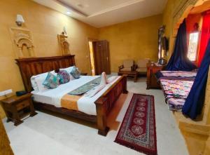 Hotel Hostel Stay Jaisalmer客房内的一张或多张床位