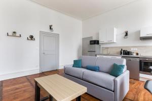 Η κουζίνα ή μικρή κουζίνα στο Gambetta202CahorsCityStay +5 φωτογραφίες