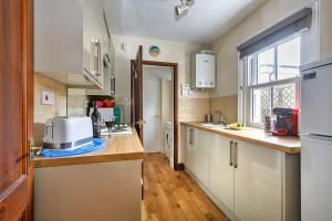 Gallery image of Finest Retreats - Cliff Road in Overstrand +10 photos