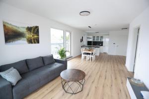 Η κουζίνα ή μικρή κουζίνα στο Gemütliches Ferienapartment mit Panoramablick +6 φωτογραφίες