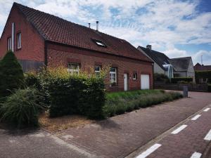 Το κτήριο όπου στεγάζεται  η παραθεριστική κατοικία