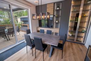 Φωτογραφία από το άλμπουμ του Nature Comfort & SPA - Chalet Moderno σε Sainte Brigitte de Laval +37 φωτογραφίες
