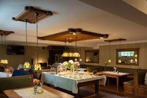 Makanan di atau berdekatan resort