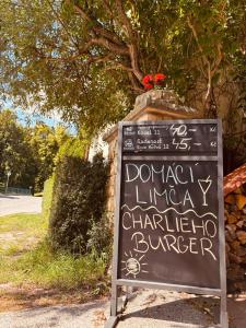 Fotografie z fotogalerie ubytování Motel Charlie v destinaci Kovač