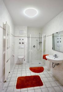 ห้องน้ำของ Hotel & Residenz Am Kurpark +10 ภาพ