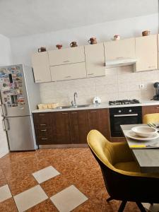 Imagen de la galería de Apartmani Anna, en Omišalj 63 fotos más