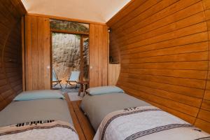 Ένα ή περισσότερα κρεβάτια σε δωμάτιο στο el Riad de l'Empordà