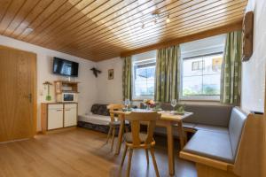 Χώρος καθιστικού στο Apart Pirchheim