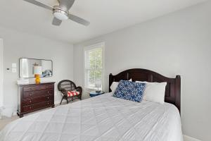 Ένα ή περισσότερα κρεβάτια σε δωμάτιο στο Bayside Resort - 11278 Signature