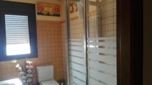 Photo de la galerie de l'établissement Alojamiento Turistico Rural El Yelmo, à Segura de la Sierra 29 autres photos