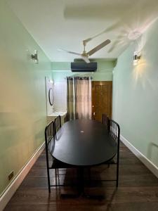Fotografie z fotogalerie ubytování Modern 3BR, AC, WI-FI, Comfort v destinaci Dháka