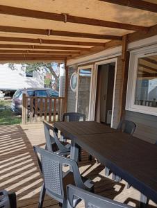 米尼赞海滩KOKUA VACANCES Mobil Homes Résidentiels camping 4 étoiles MIMIZAN PLAGE的相册照片