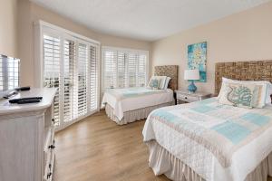 Gallery image of Beach Club #329 in Saint Simons Island +32 photos