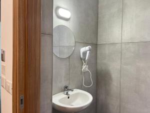 A bathroom at Hotel Brivio