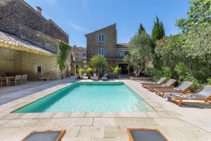 Bazén v ubytování LOasis de Gordes Provence Pool Villa Retreat nebo v jeho okolí