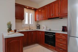 Η κουζίνα ή μικρή κουζίνα στο Stella's Villa ' 80sqm Sea View Apartment ' 50m from beach