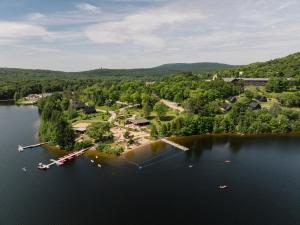 an aerial view of a small island on a lake at Station Touristique Duchesnay - Sepaq in Sainte-Catherine