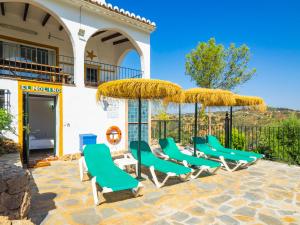 Balkón alebo terasa v ubytovaní Tu Villa Rural Olivo 3 Dormitorios Piscina privada