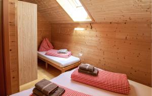 A bed or beds in a room at Charmantes Ferienhaus