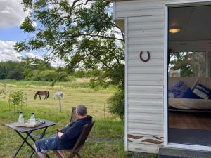 Fotografie z fotogalerie ubytování tiny house an der Pferdekoppel v destinaci Velgast + 6 fotografií