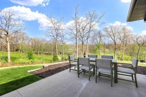 Κήπος έξω από το Tuscany Glof View - New Home on Portocima Golf Course
