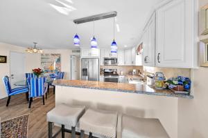 Ruby Villa B - Upper Unit for 6 주방 또는 간이 주방